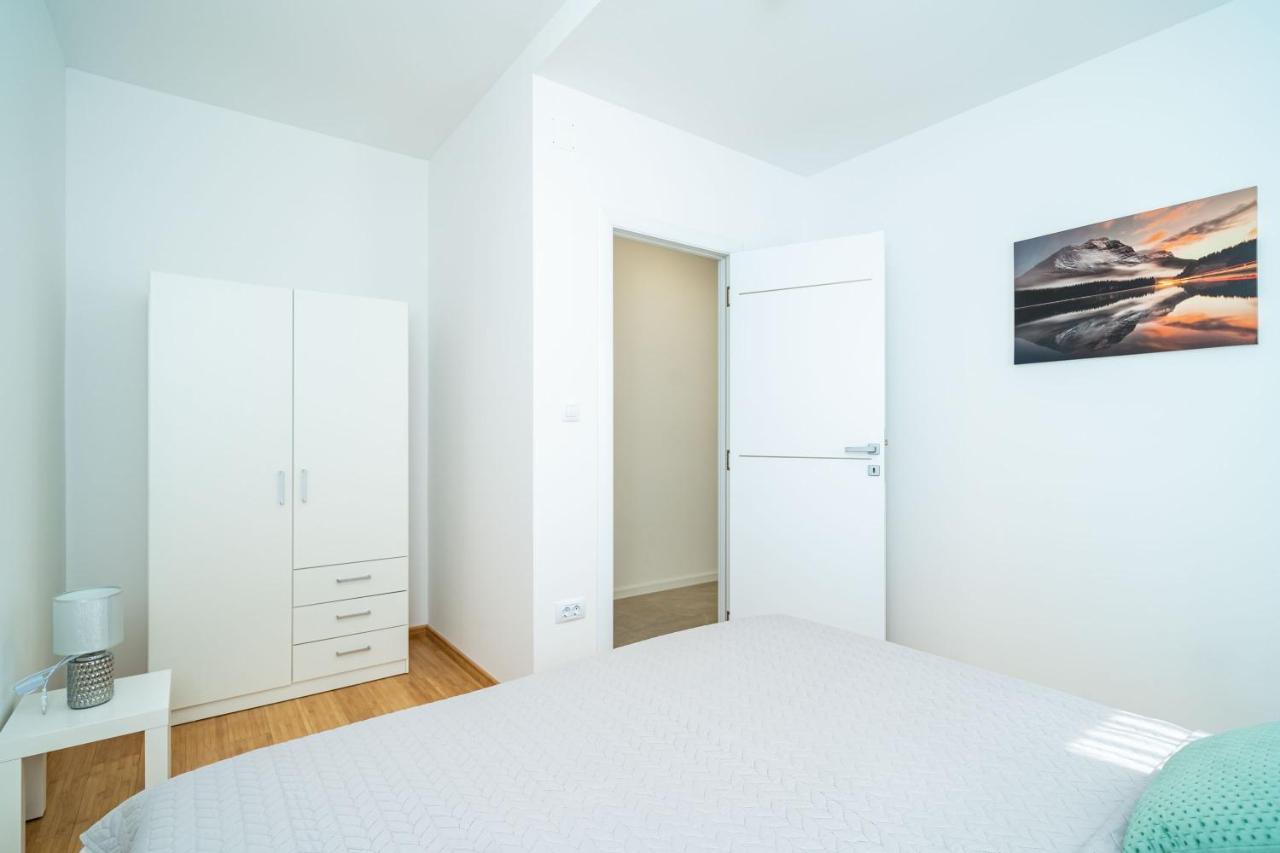 Apartments Villa Sofia Дубровник Екстериор снимка