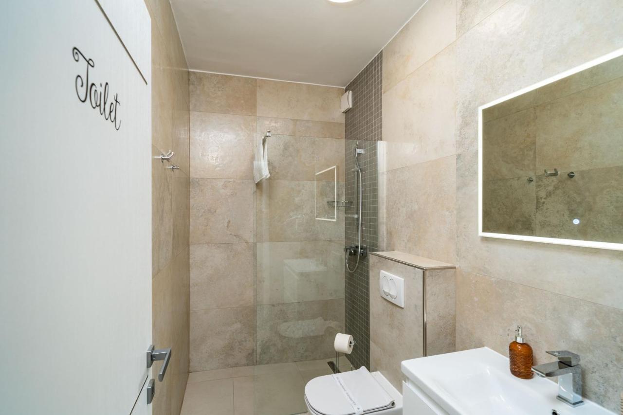 Apartments Villa Sofia Дубровник Екстериор снимка