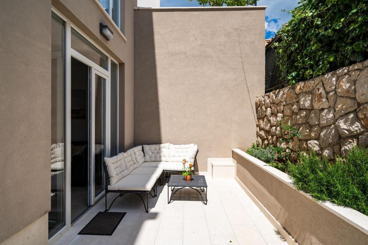 Apartments Villa Sofia Дубровник Екстериор снимка